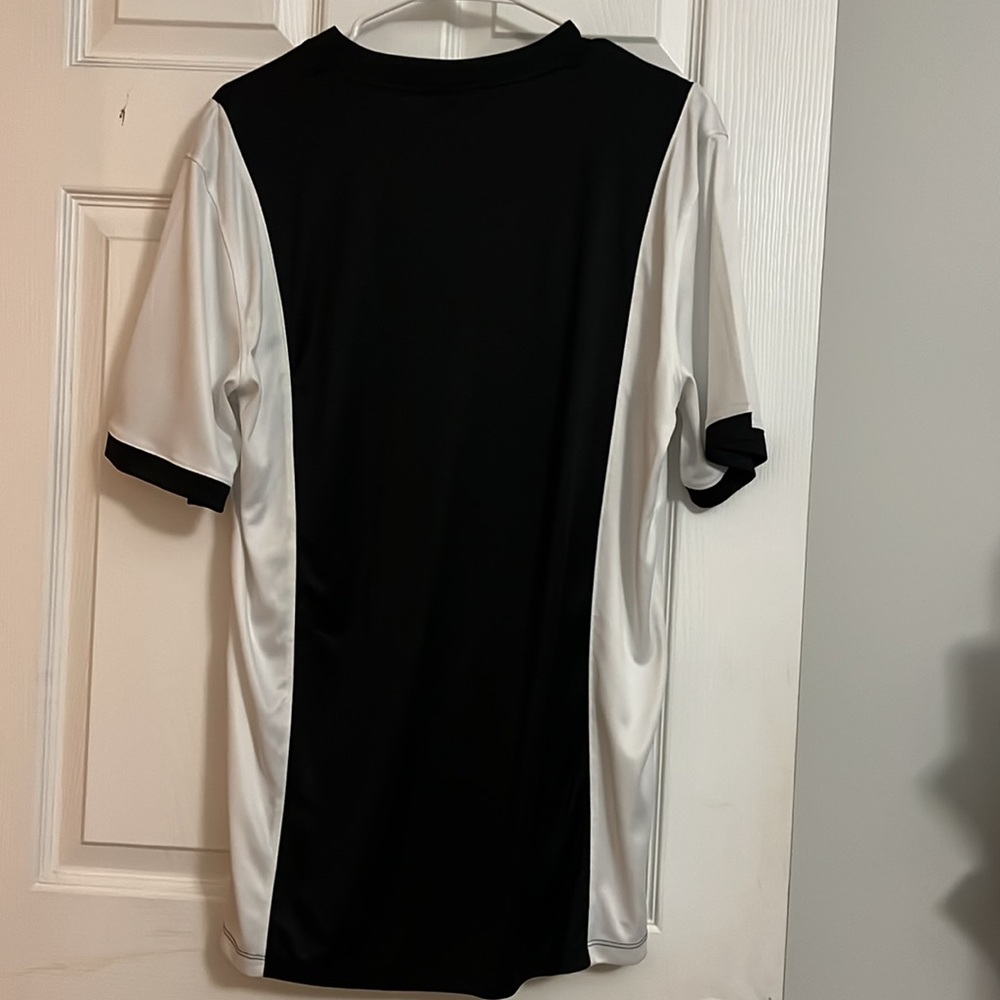 Shirt - Picture 5 of 5